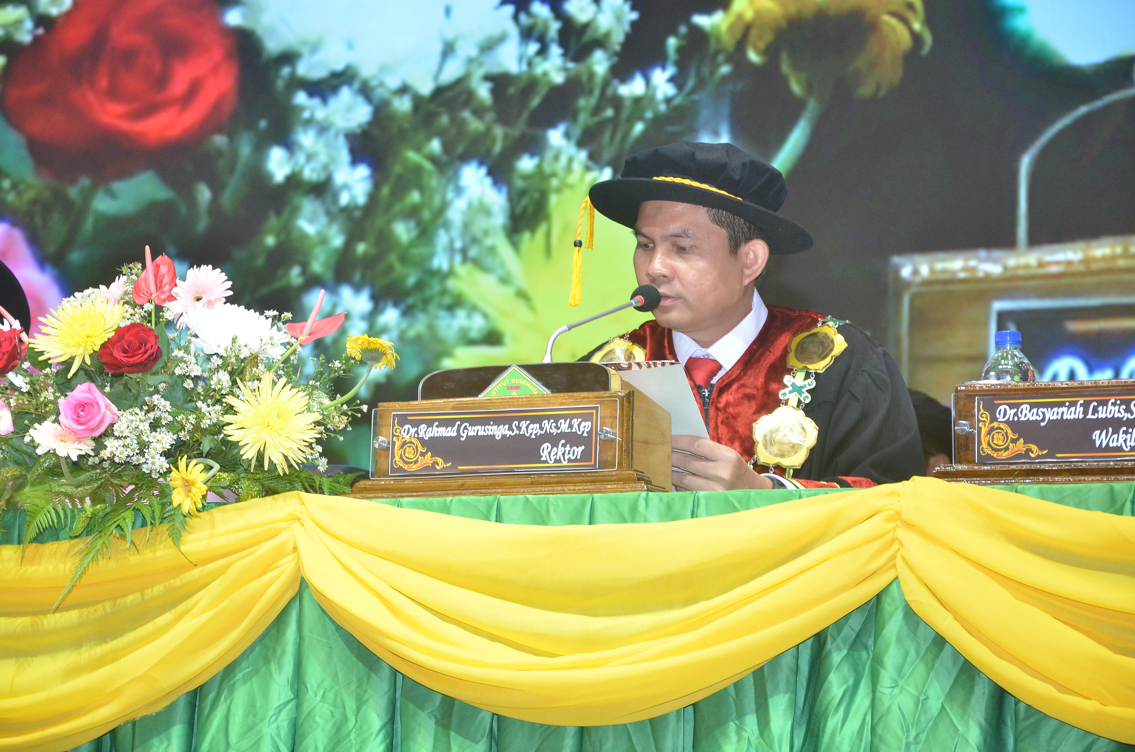 Upacara Yudisium dan Pengambilan Sumpah/Janji Apotker Ak 14