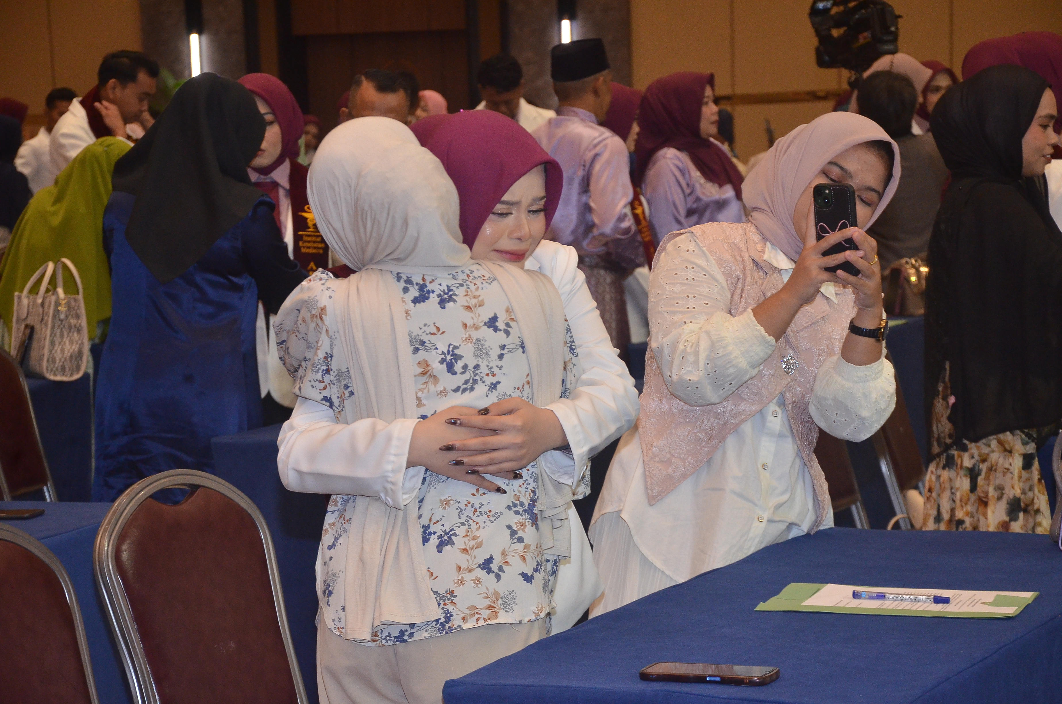 Upacara Yudisium dan Pengambilan Sumpah/Janji Apotker Ak 14