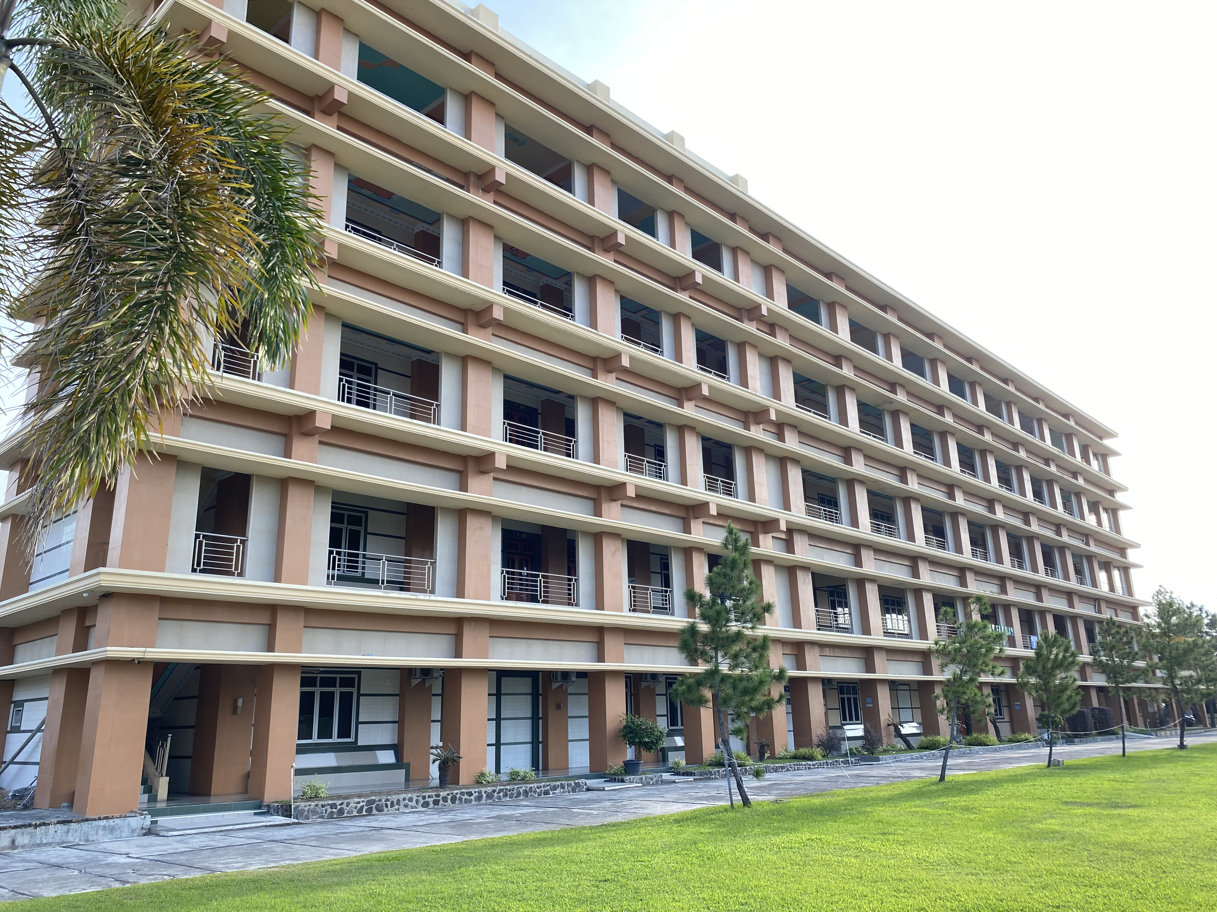 Gedung Fakultas Farmasi